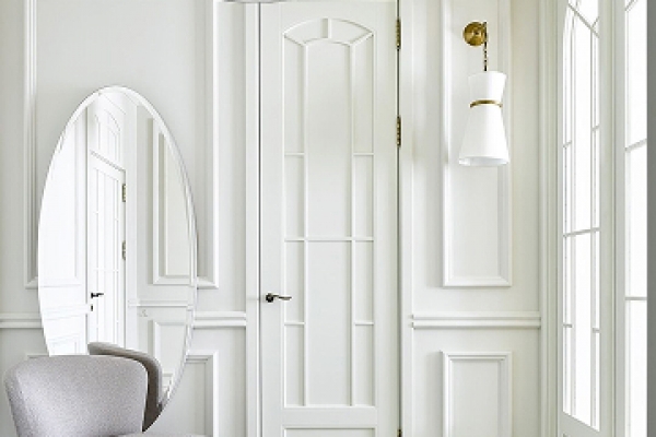 Почему двери нестандартной высоты и ширины выглядят дороже и меняют геометрию интерьера